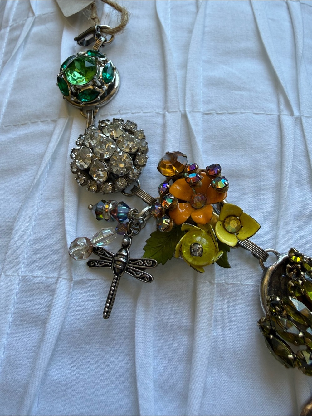 Vintage Inspo Bauble Bracelet Multicolor Rhinestone Bracelet SilverTone w/Clasp.